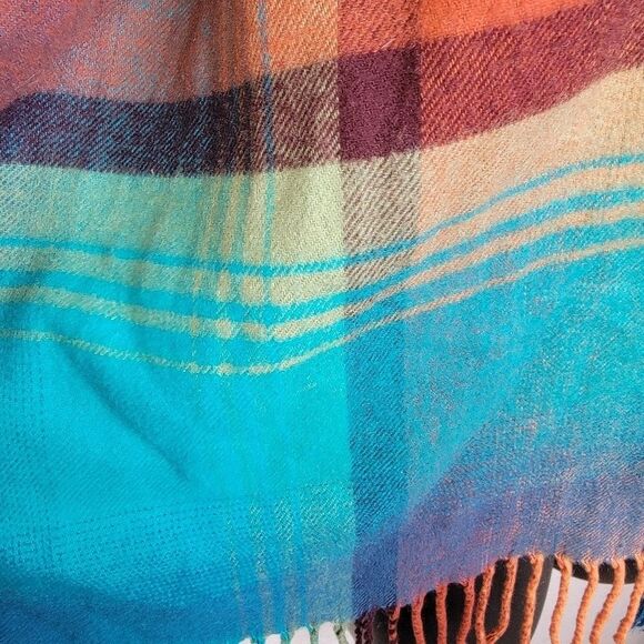 V. Fraas Plaid Cashmink Fringe Scarf Made in Germany - Picture 5 of 5